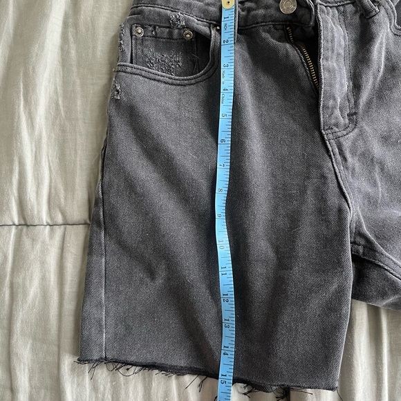 WHITE FOX BLACK DENIM SHORTS - Picture 7 of 8